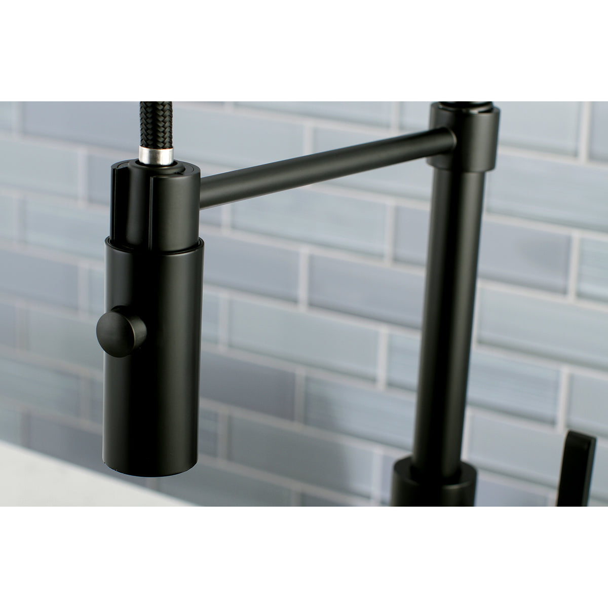 Gourmetier LS8777CTL Continental Single-Handle Pre-Rinse Kitchen Faucet