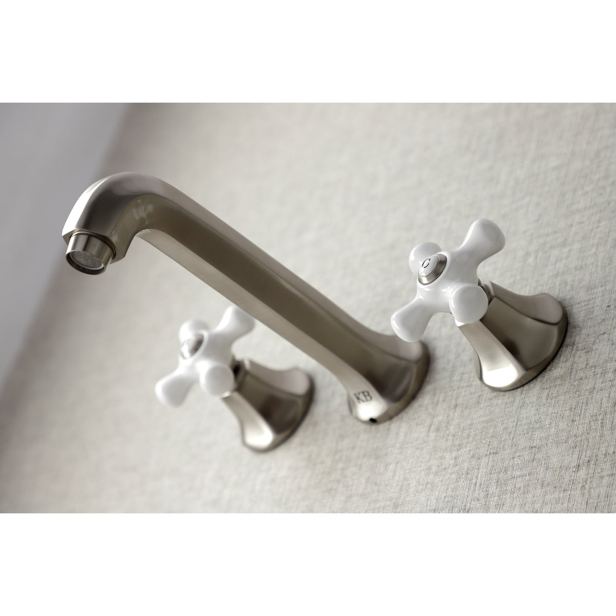 Metropolitan 2-Handle Wall Mount Tub Faucet