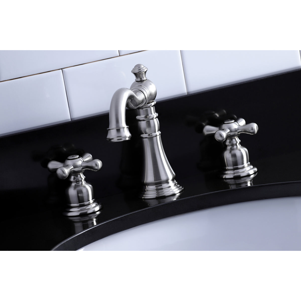 Fauceture FSC1972AX American Classic 8 in. Widespread Bathroom Faucet