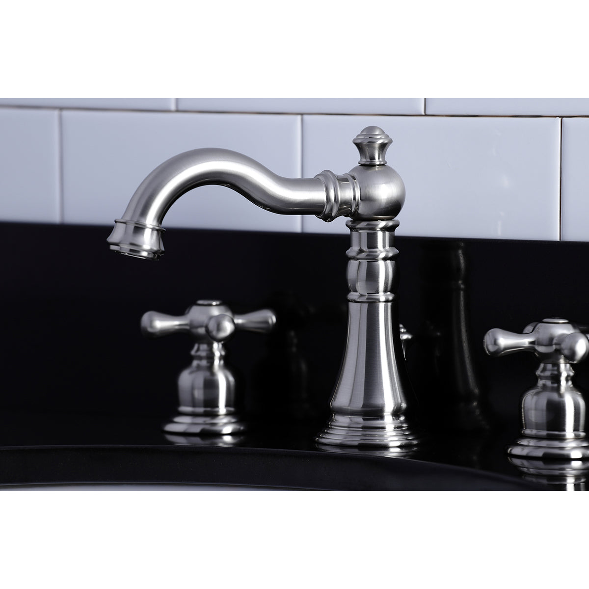 Fauceture FSC1972AX American Classic 8 in. Widespread Bathroom Faucet