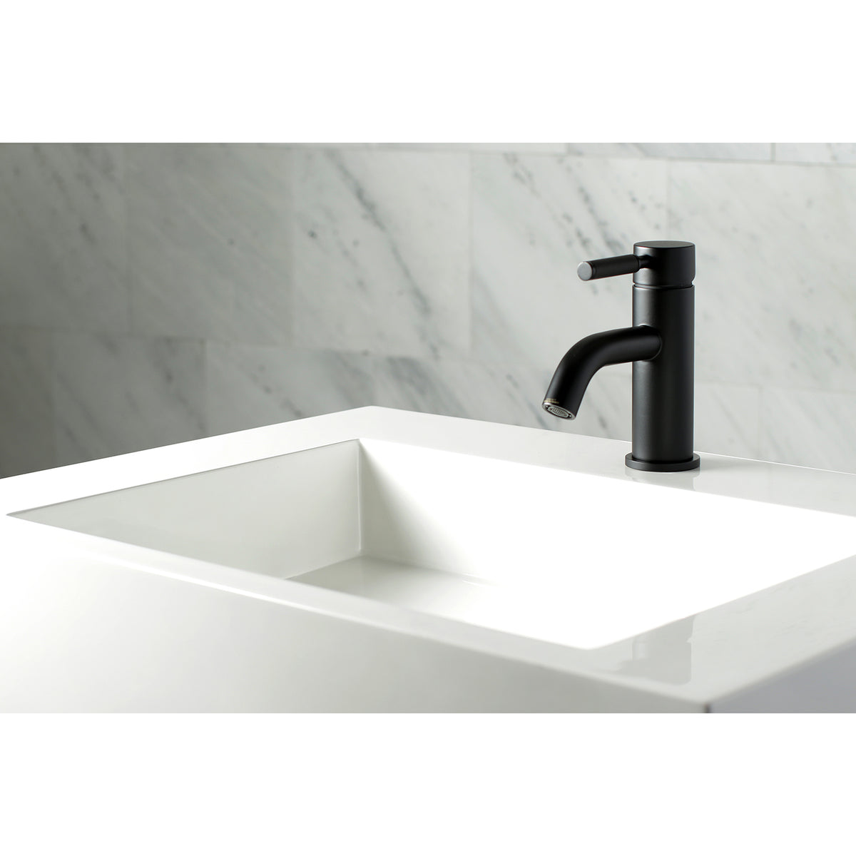 Fauceture LS8229DKL Kaiser Single-Handle Bathroom Faucet with Push Pop-Up