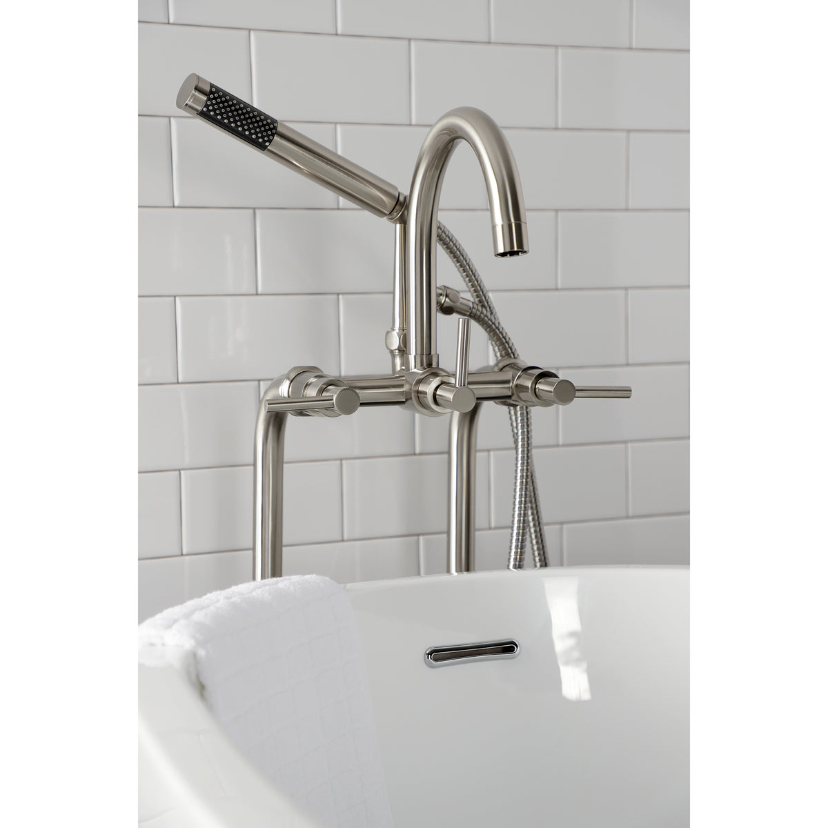 Vintage CCK8108DL Concord Freestanding Tub Faucet with Supply Line, Stop Valve