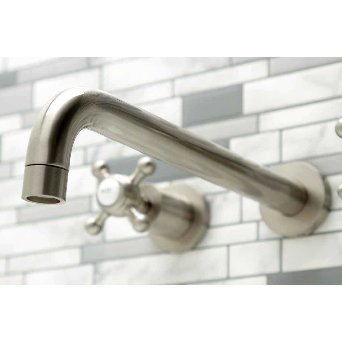 Metropolitan Wall Mount Tub Faucet