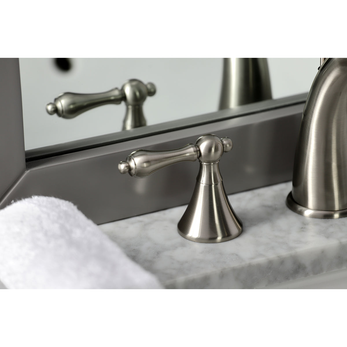 Kingston Brass KS2978AL 8 in. Widespread Bathroom Faucet