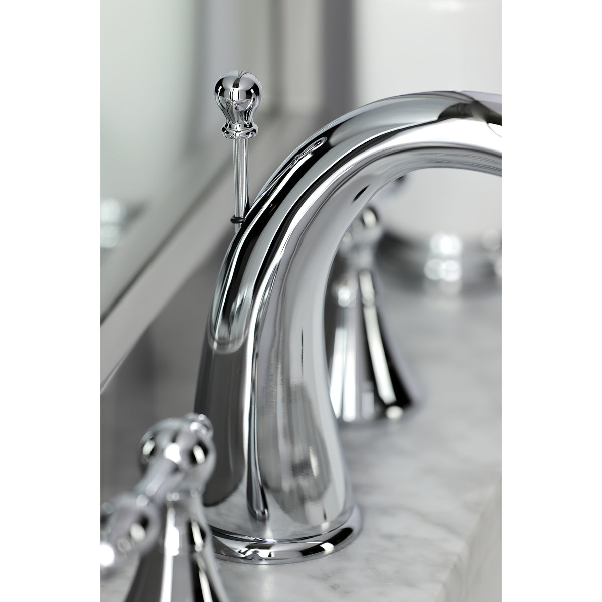 Kingston Brass KS2971NL 8 in. Widespread Bathroom Faucet