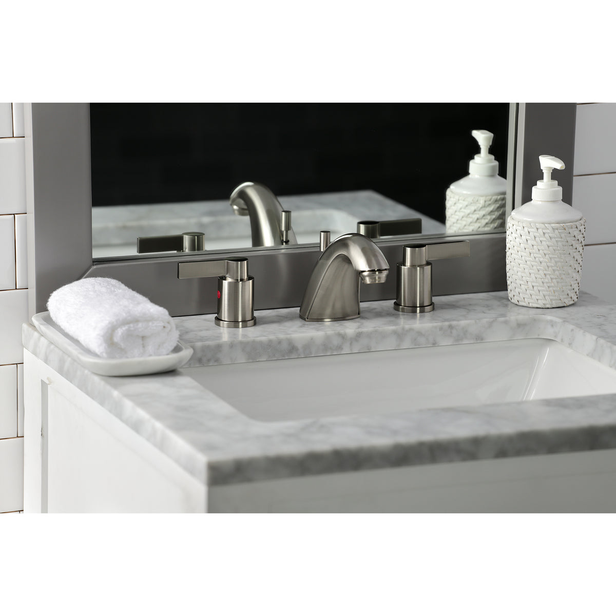 Kingston Brass FB8955NDL Mini-Widespread Bathroom Faucet