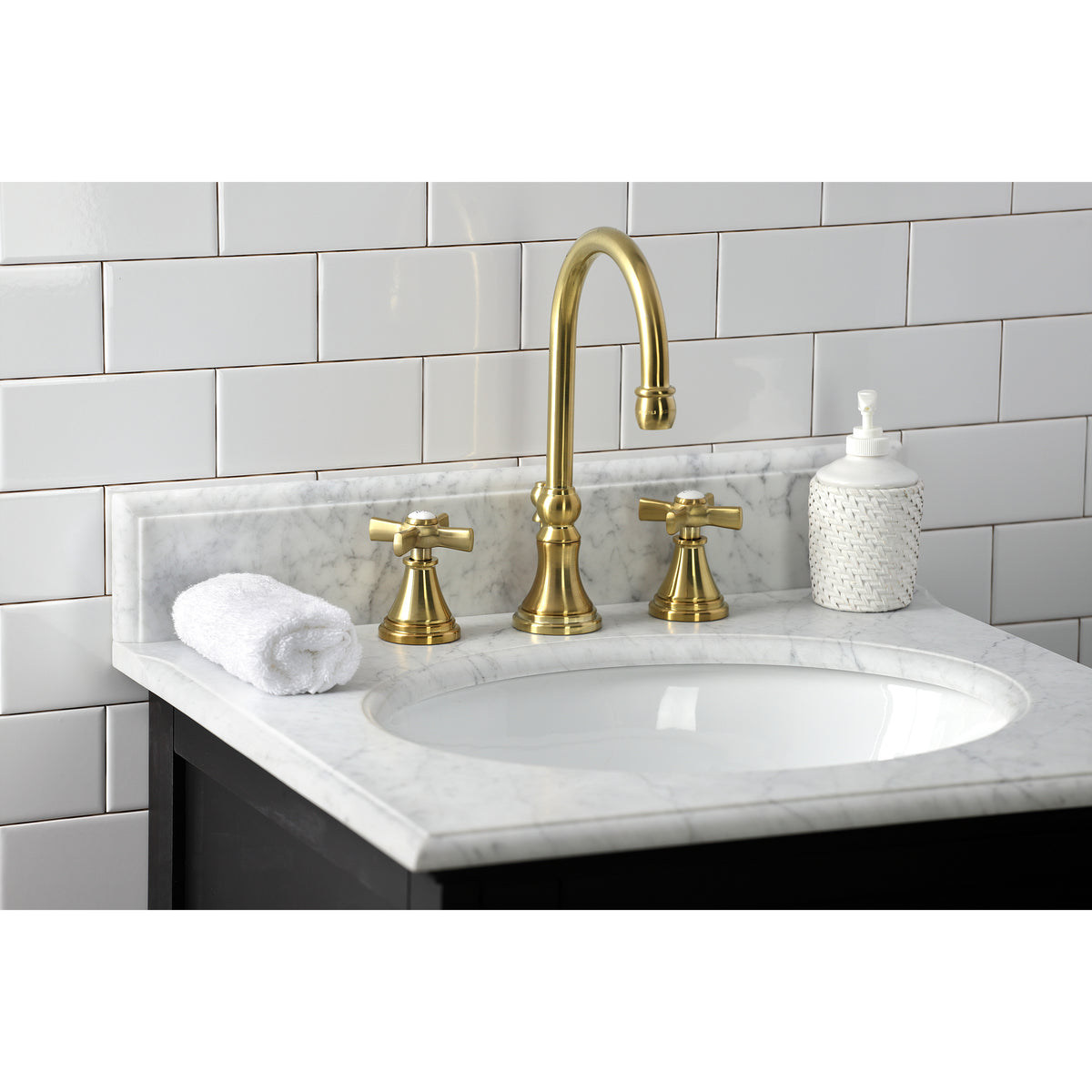 Kingston Brass KS2985ZX Millennium Widespread Bathroom Faucet with Brass Pop-Up