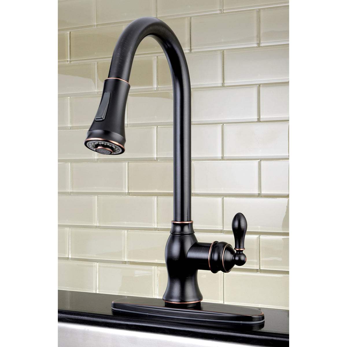 Gourmetier GSY7771ACL American Classic Single-Handle Pull-Down Sprayer Kitchen Faucet