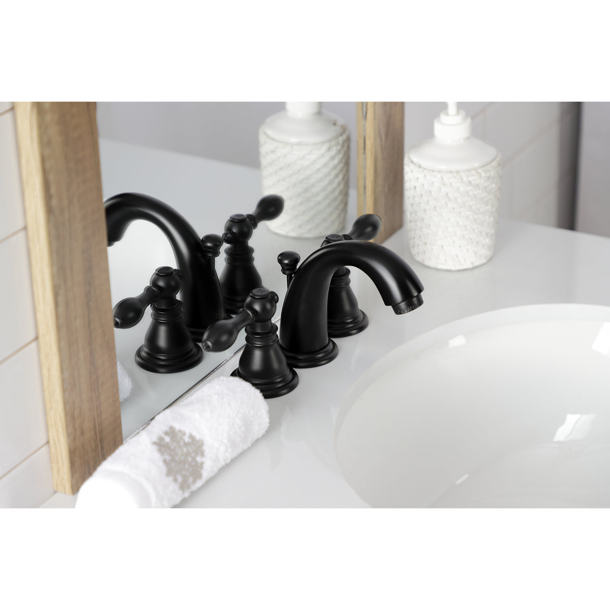 Kingston Brass KB915ACL American Classic Widespread Bathroom Faucet with Retail Pop-Up