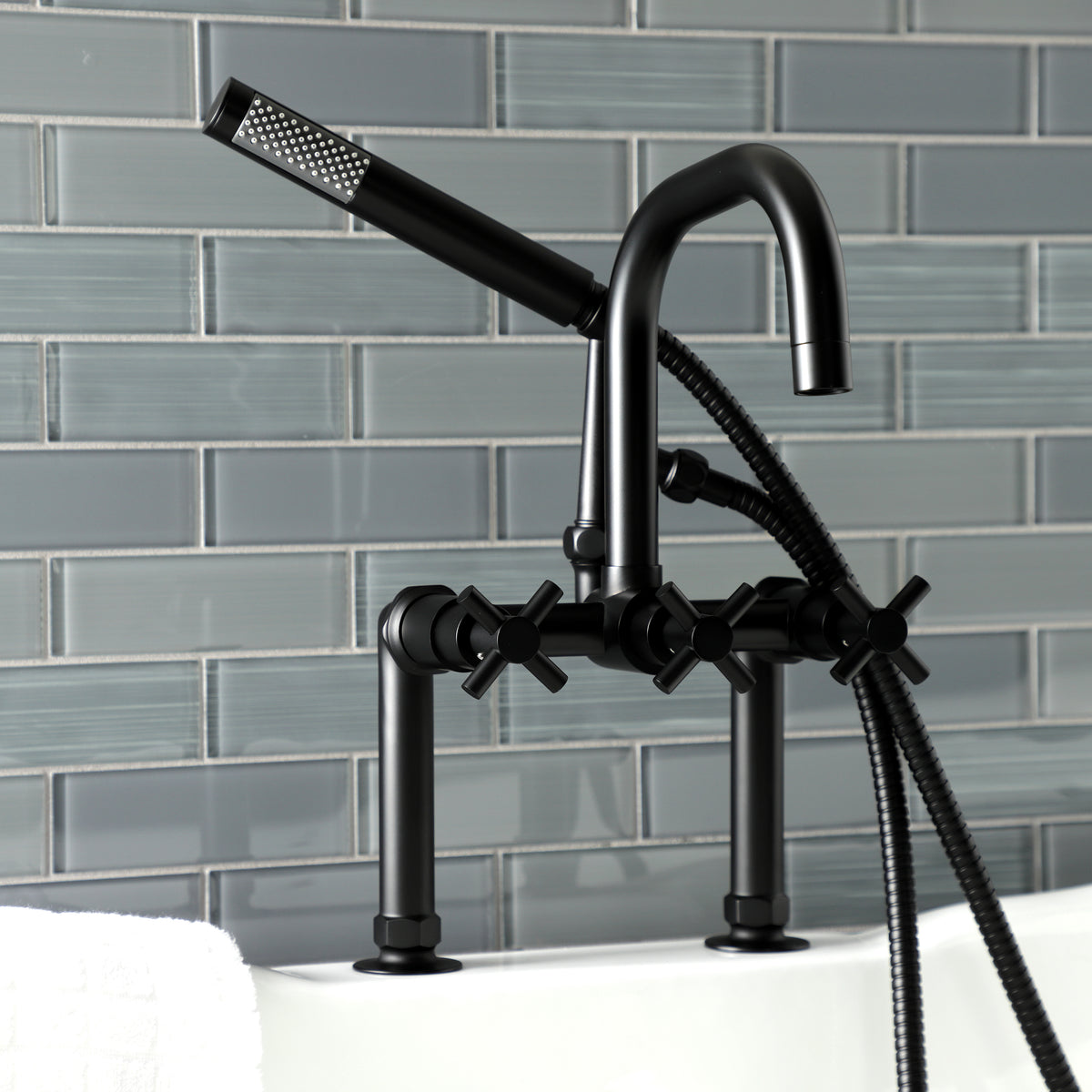 Aqua Vintage Concord Deck Mount Clawfoot Tub Faucet