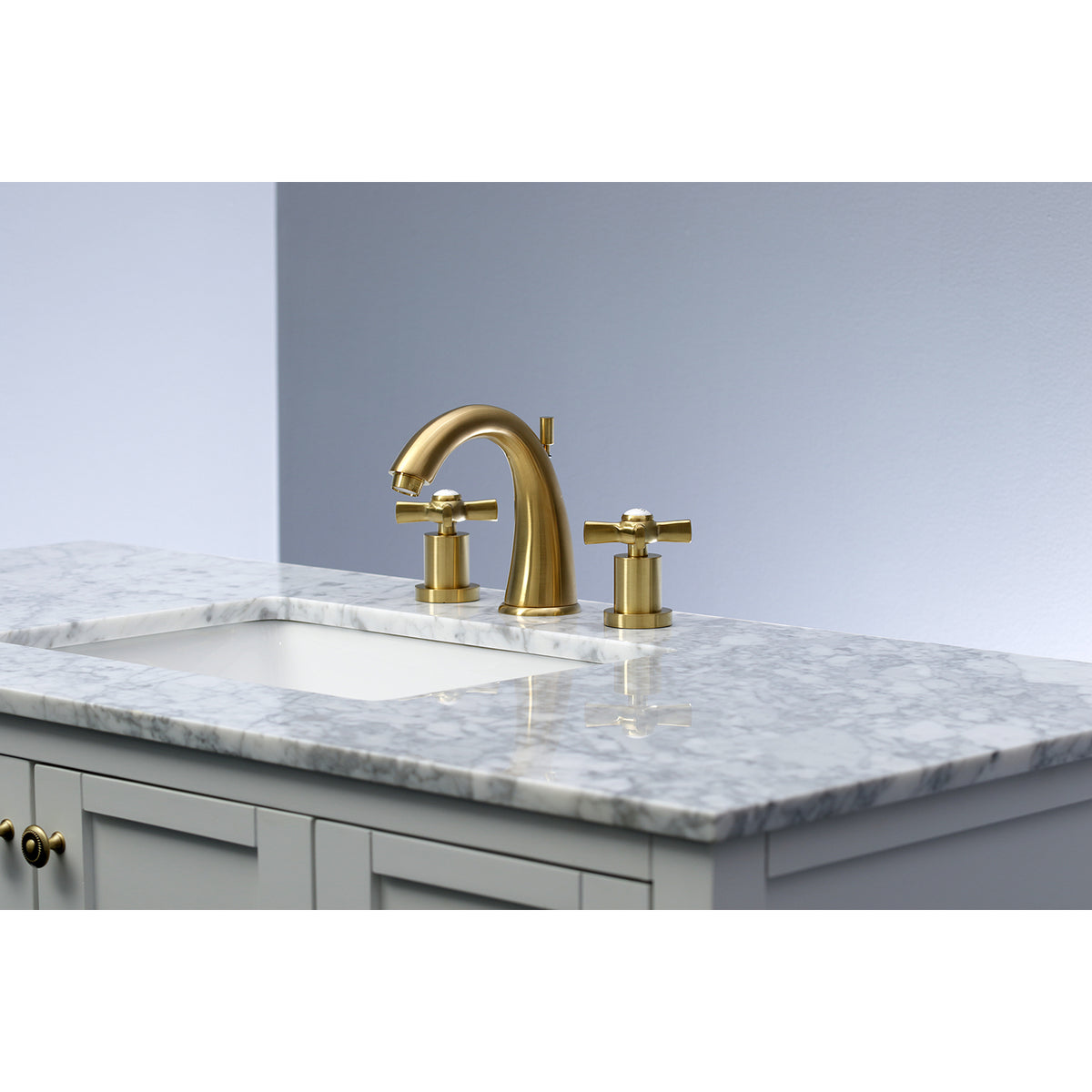 Kingston Brass KS2961ZX 8 in. Widespread Bathroom Faucet