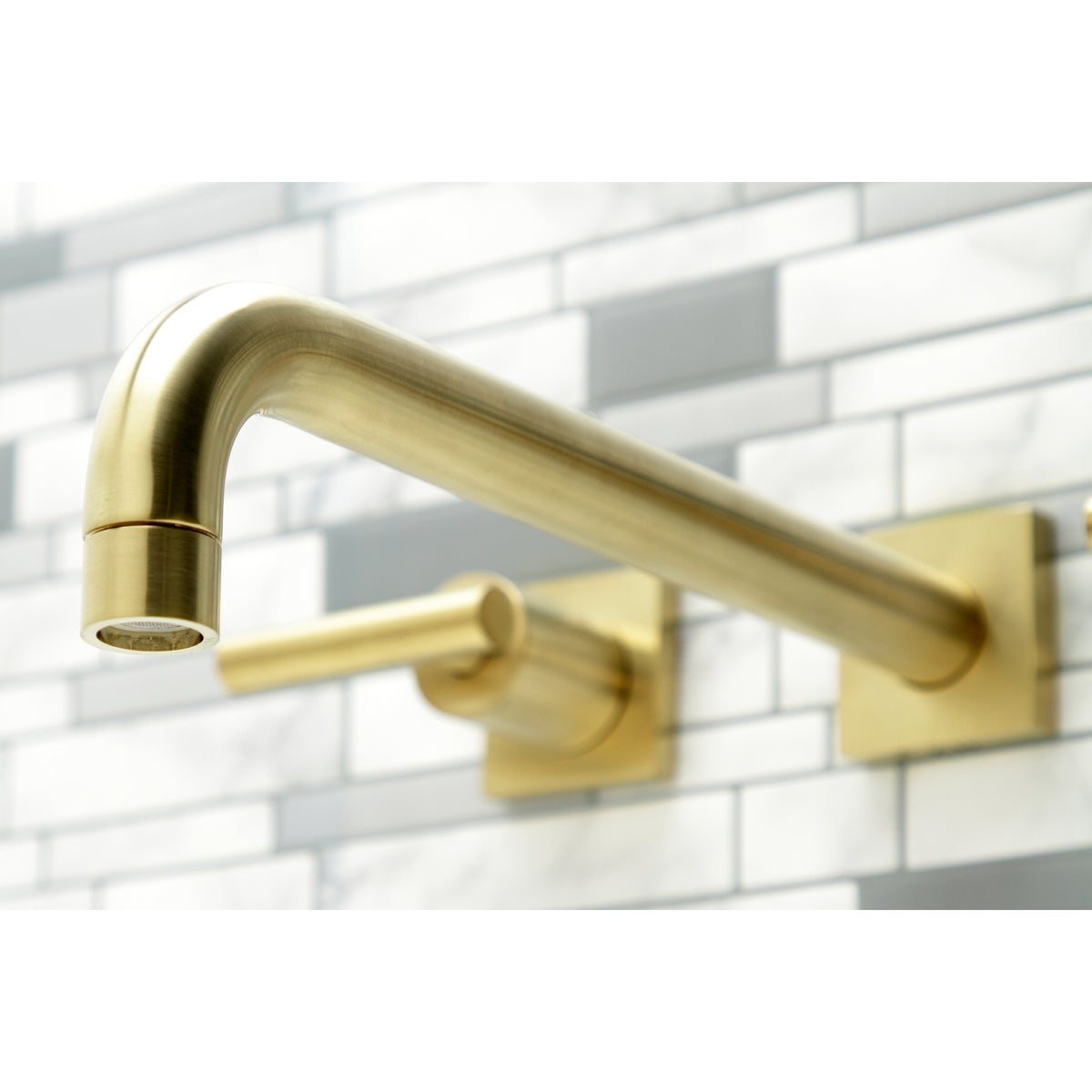 Manhattan Wall Mount Tub Faucet