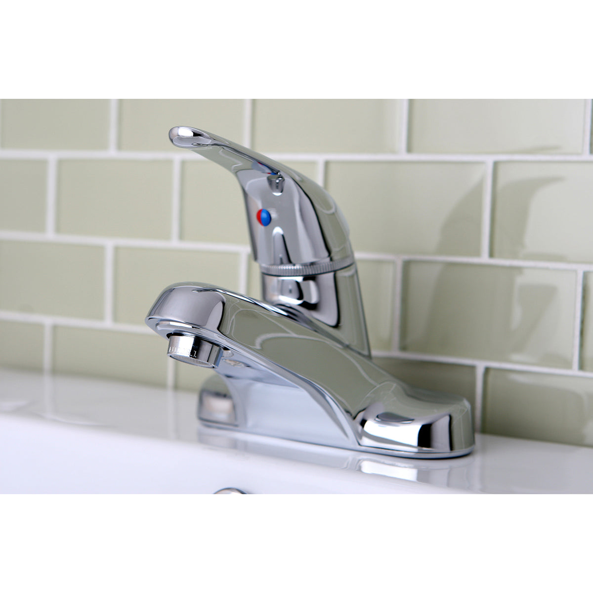 Kingston Brass KB541B Single-Handle 4 in. Centerset Bathroom Faucet