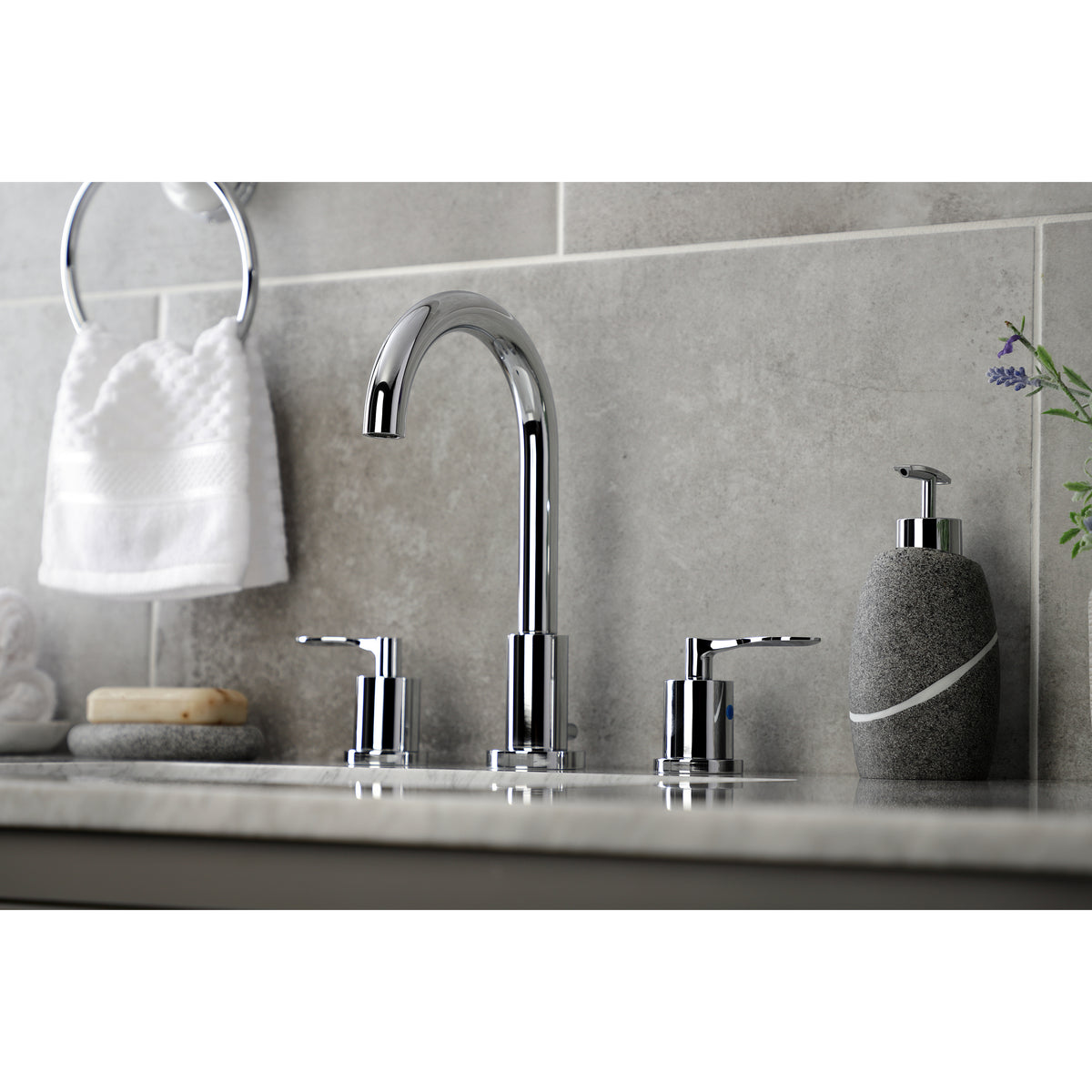 Kingston Brass FSC8925SVL Serena Widespread Bathroom Faucet with Brass Pop-Up