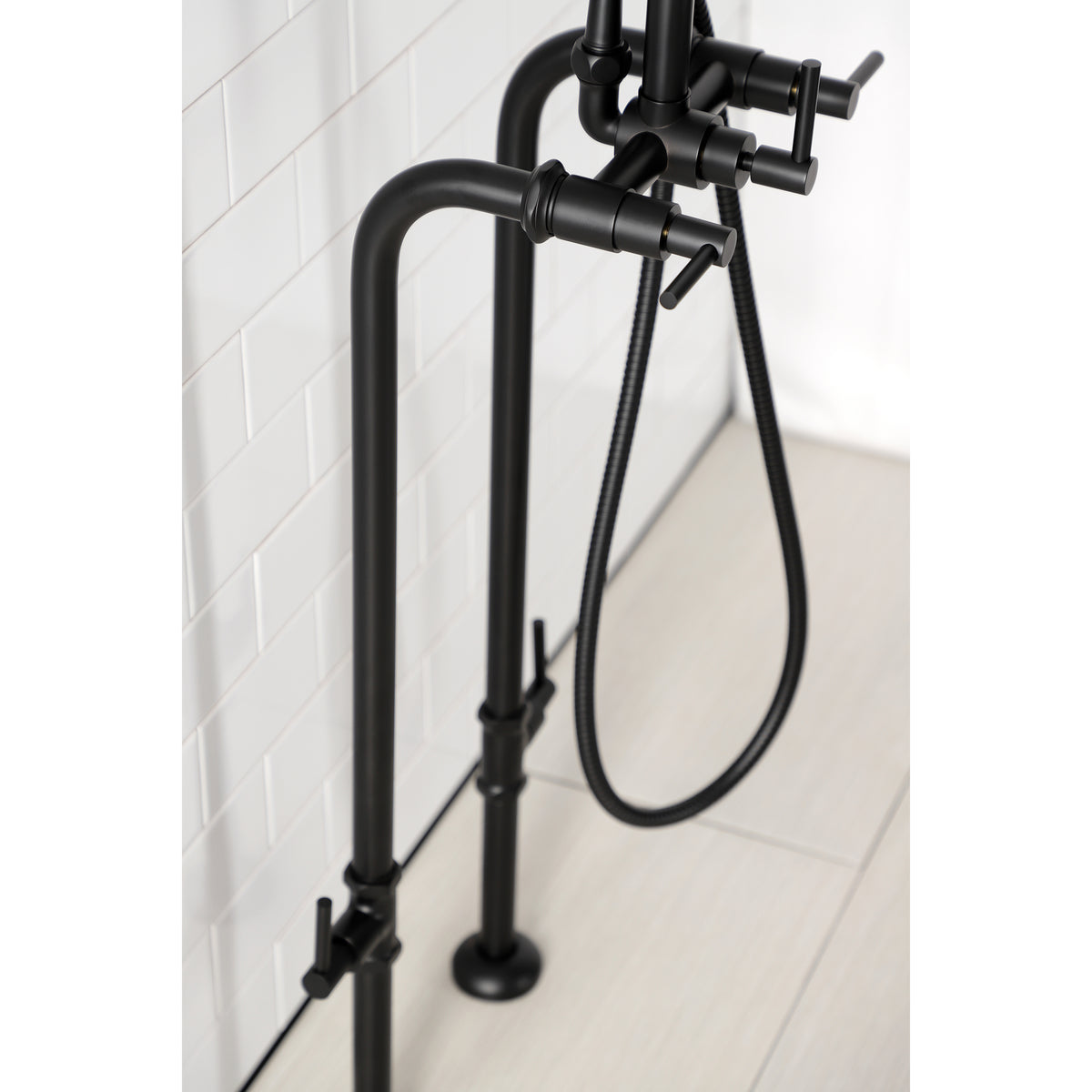 Vintage CCK8108DL Concord Freestanding Tub Faucet with Supply Line, Stop Valve