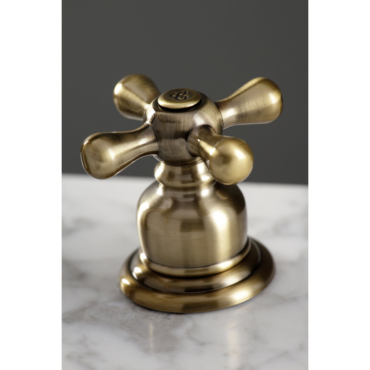 Fauceture FSC1972AX American Classic 8 in. Widespread Bathroom Faucet
