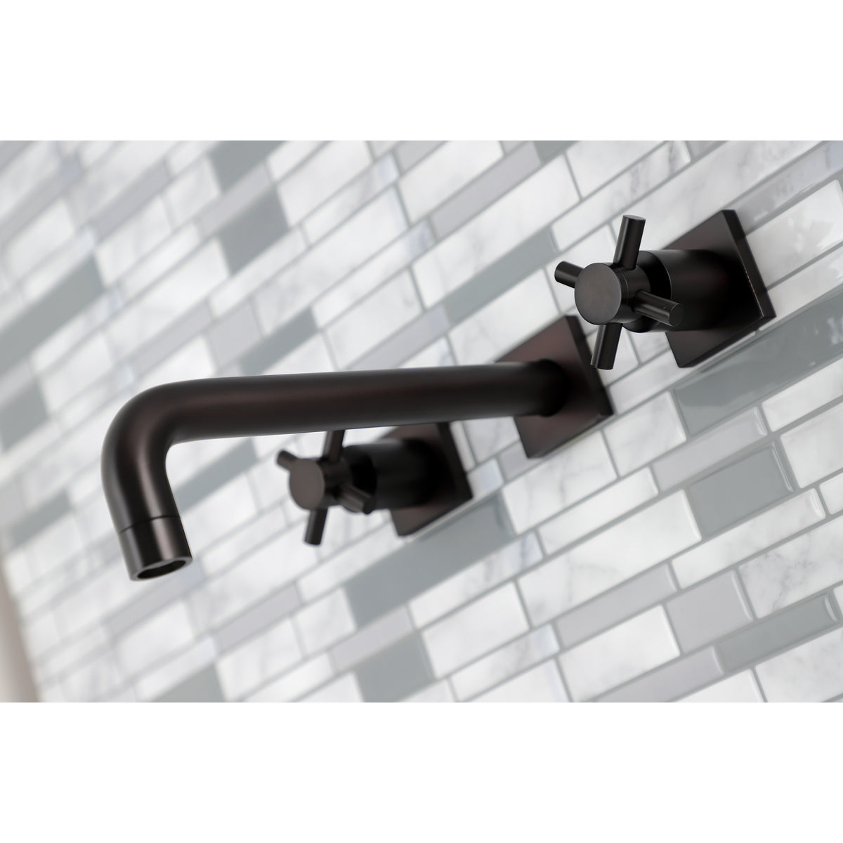 Concord Wall Mount Tub Faucet