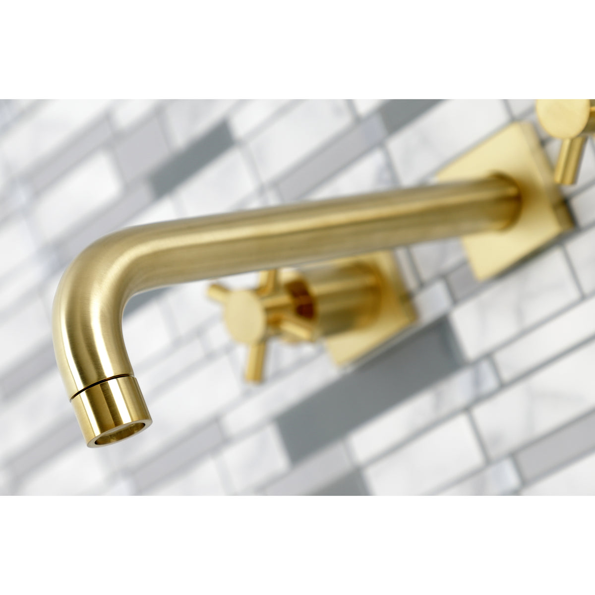 Concord Wall Mount Tub Faucet