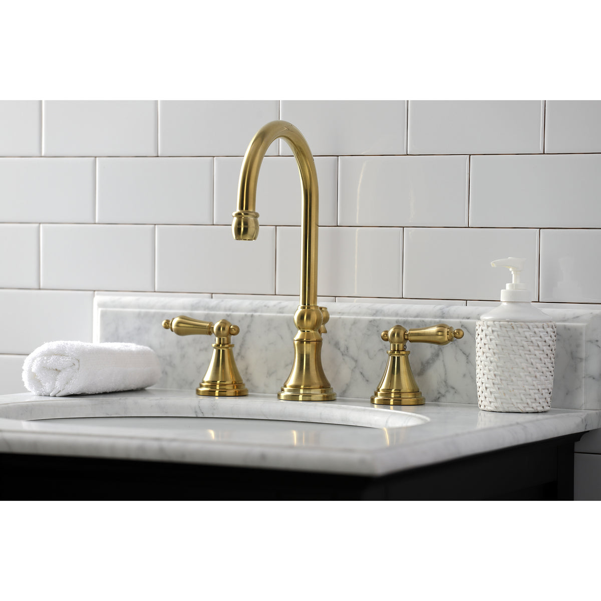 Kingston Brass KS2980AL Governor Widespread Bathroom Faucet