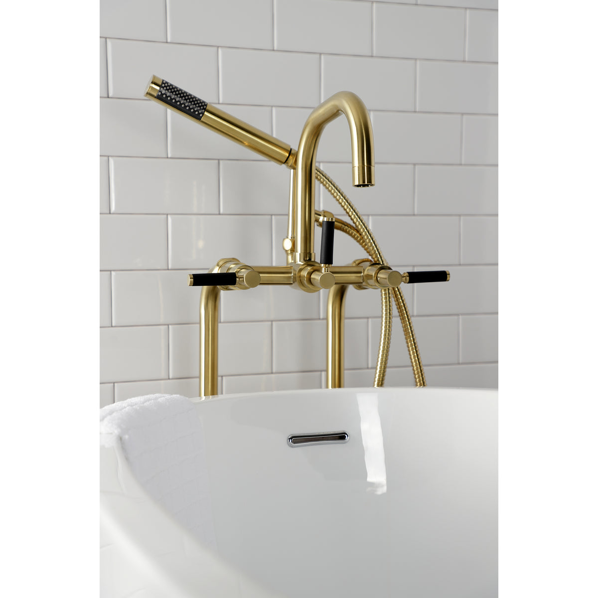 Vintage CCK8406DKL Concord Freestanding Tub Faucet with Supply Line,Stop Valve