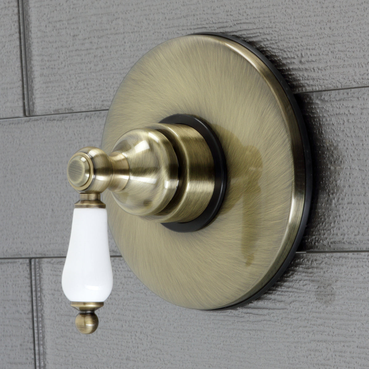 Volume Control with Lever Handle