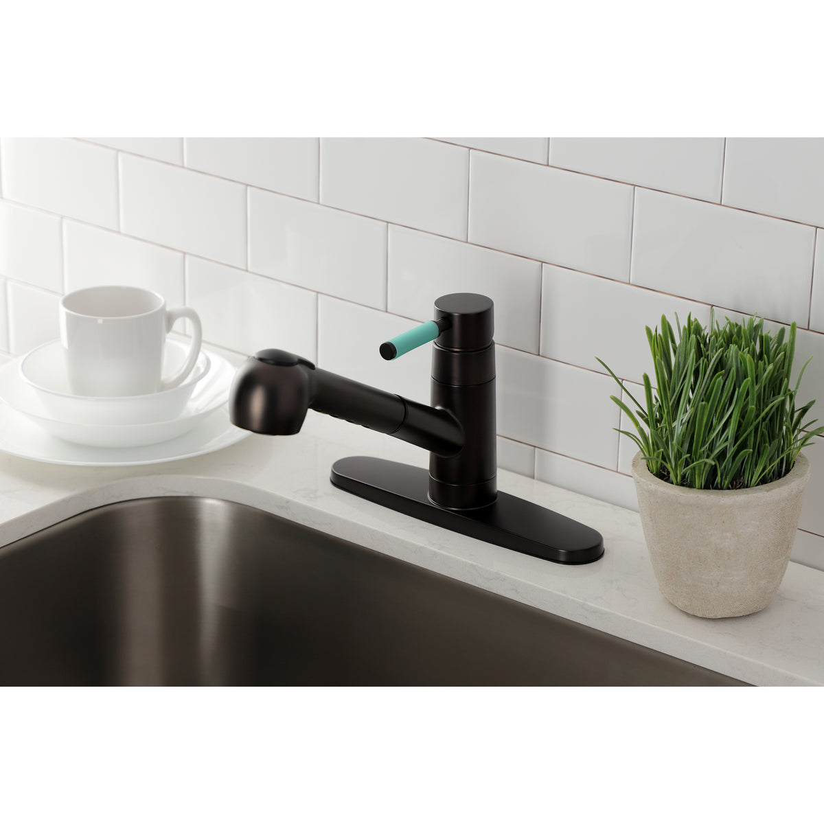 Gourmetier GSC888DKLSP Single-Handle Pull-Out Kitchen Faucet