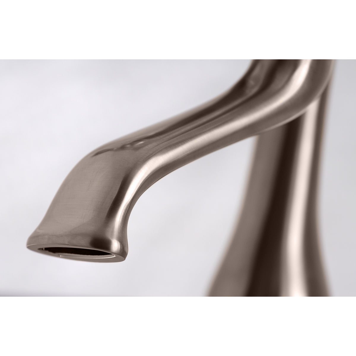 Kingston Clawfoot Tub Faucet with Hand Shower