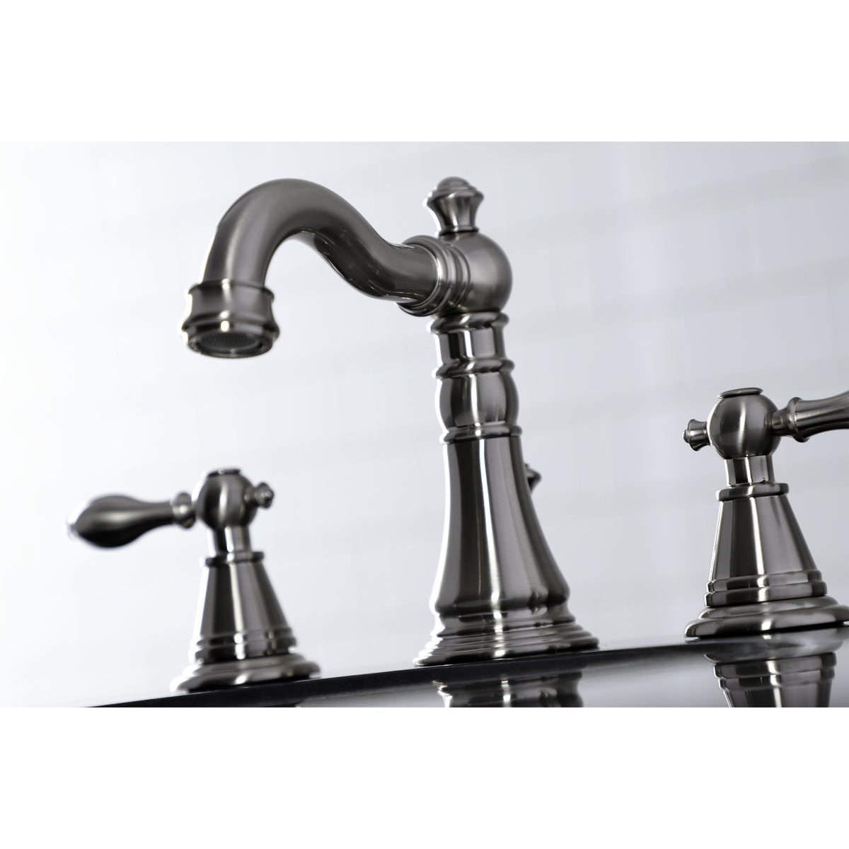 Fauceture FSC1970AL English Classic Widespread Bathroom Faucet
