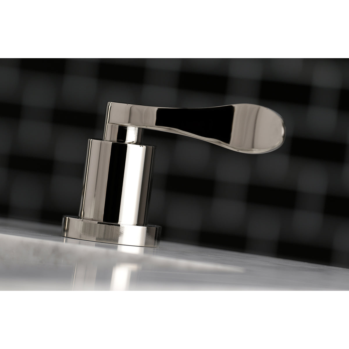 Kingston Brass KS8928DFL 8 in. Widespread Bathroom Faucet