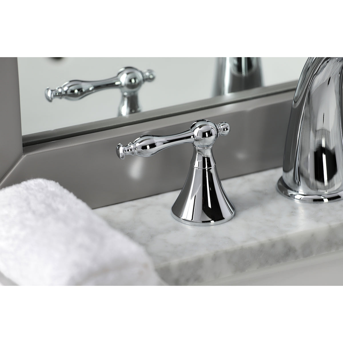 Kingston Brass KS2971NL 8 in. Widespread Bathroom Faucet