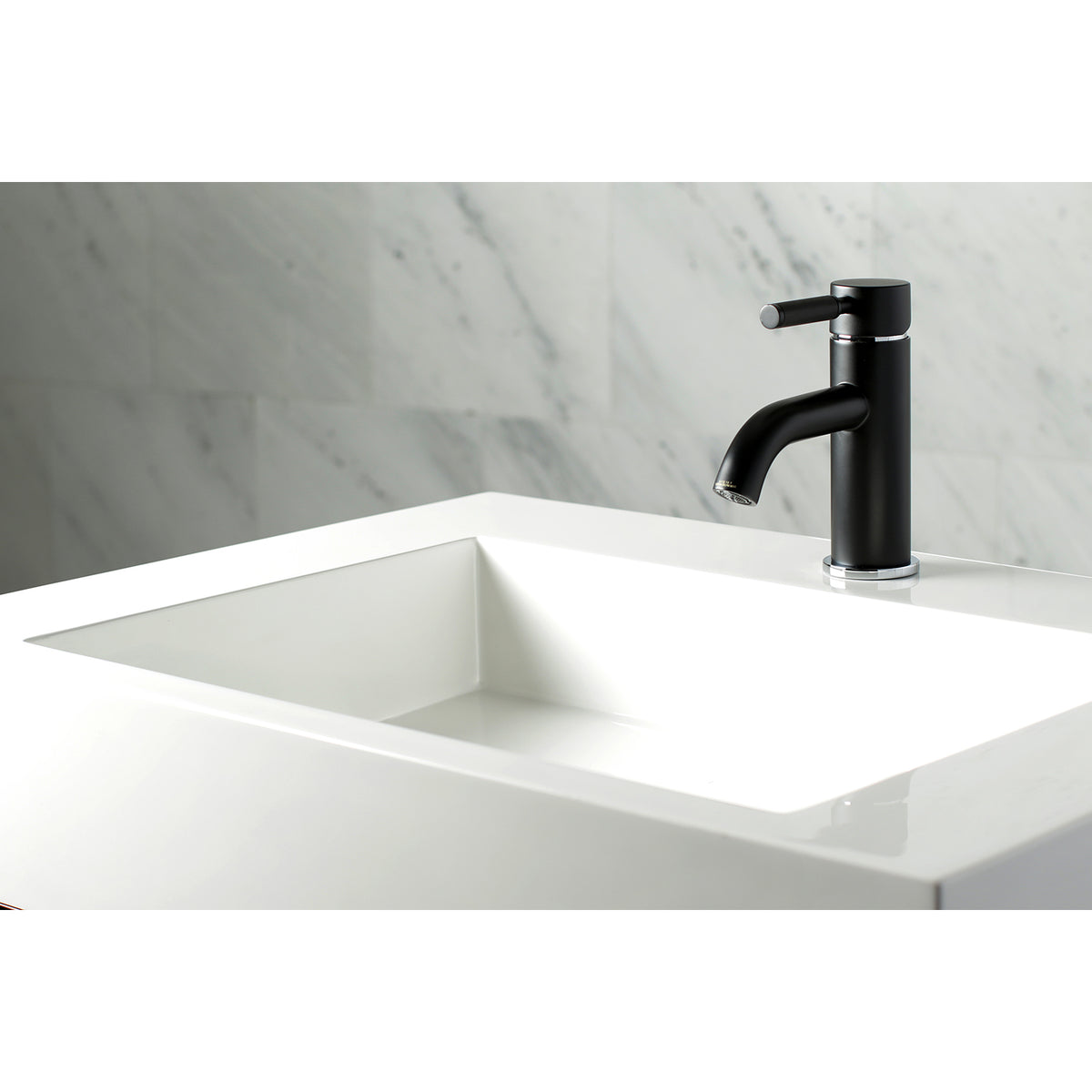 Fauceture LS8229DKL Kaiser Single-Handle Bathroom Faucet with Push Pop-Up