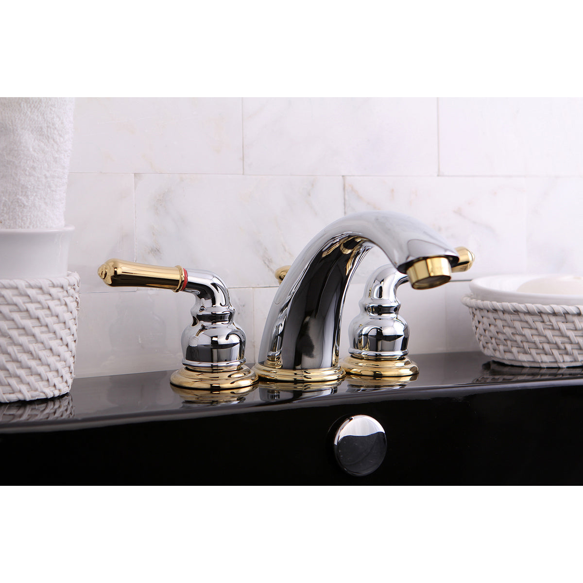 Kingston Brass KB963 Magellan Widespread Bathroom Faucet with Retail Pop-Up