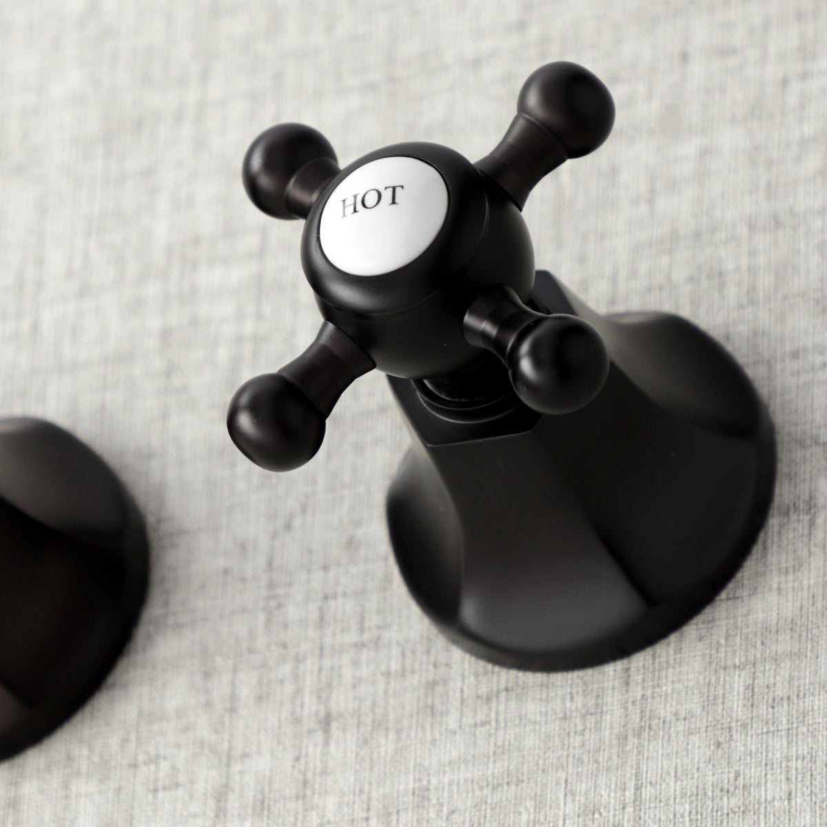 Metropolitan 2-Handle Wall Mount Tub Faucet