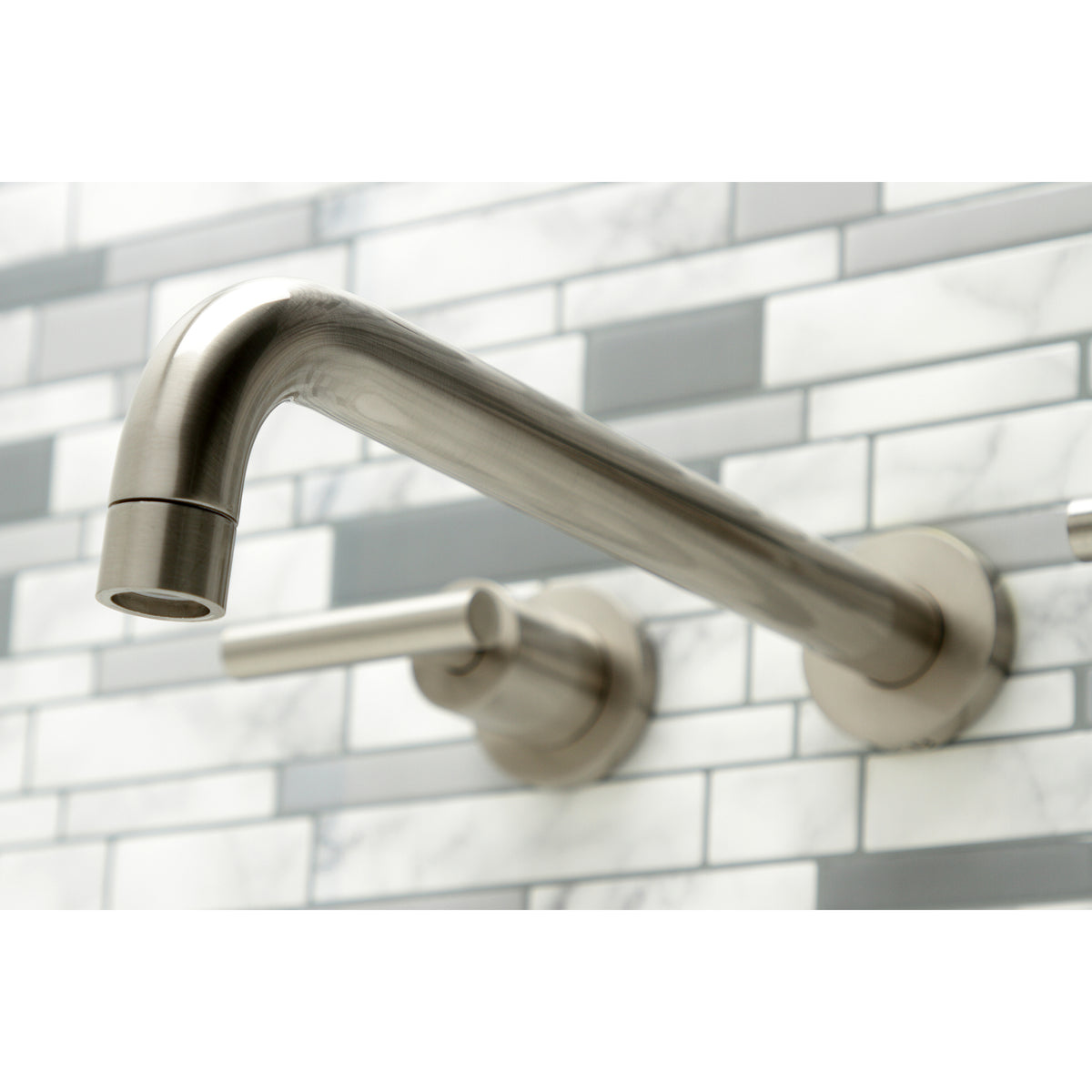 Manhattan Wall Mount Tub Faucet