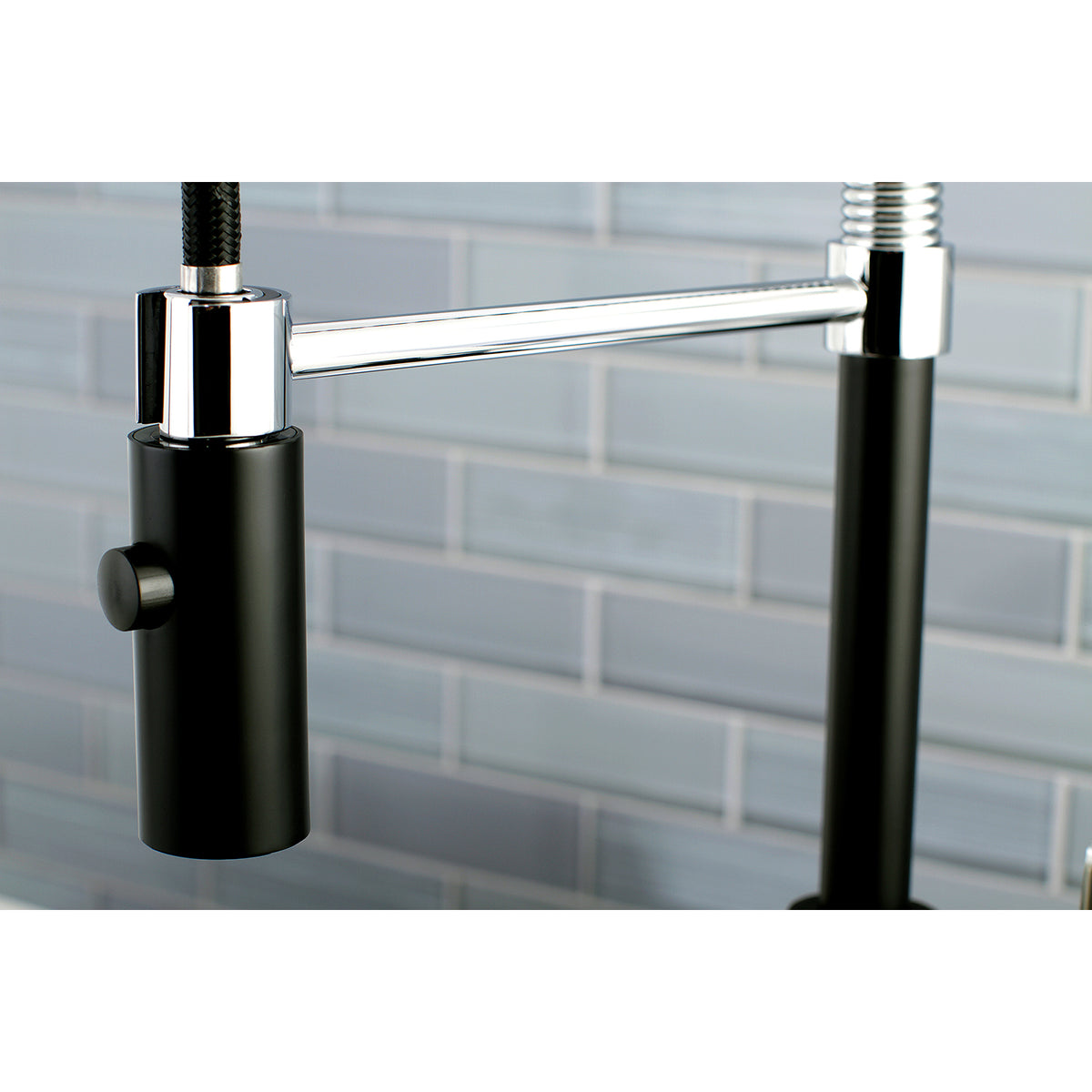 Gourmetier LS8777CTL Continental Single-Handle Pre-Rinse Kitchen Faucet