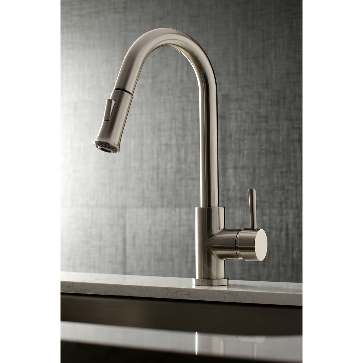 Gourmetier LS8628DL Concord Single-Handle Pull-Down Kitchen Faucet
