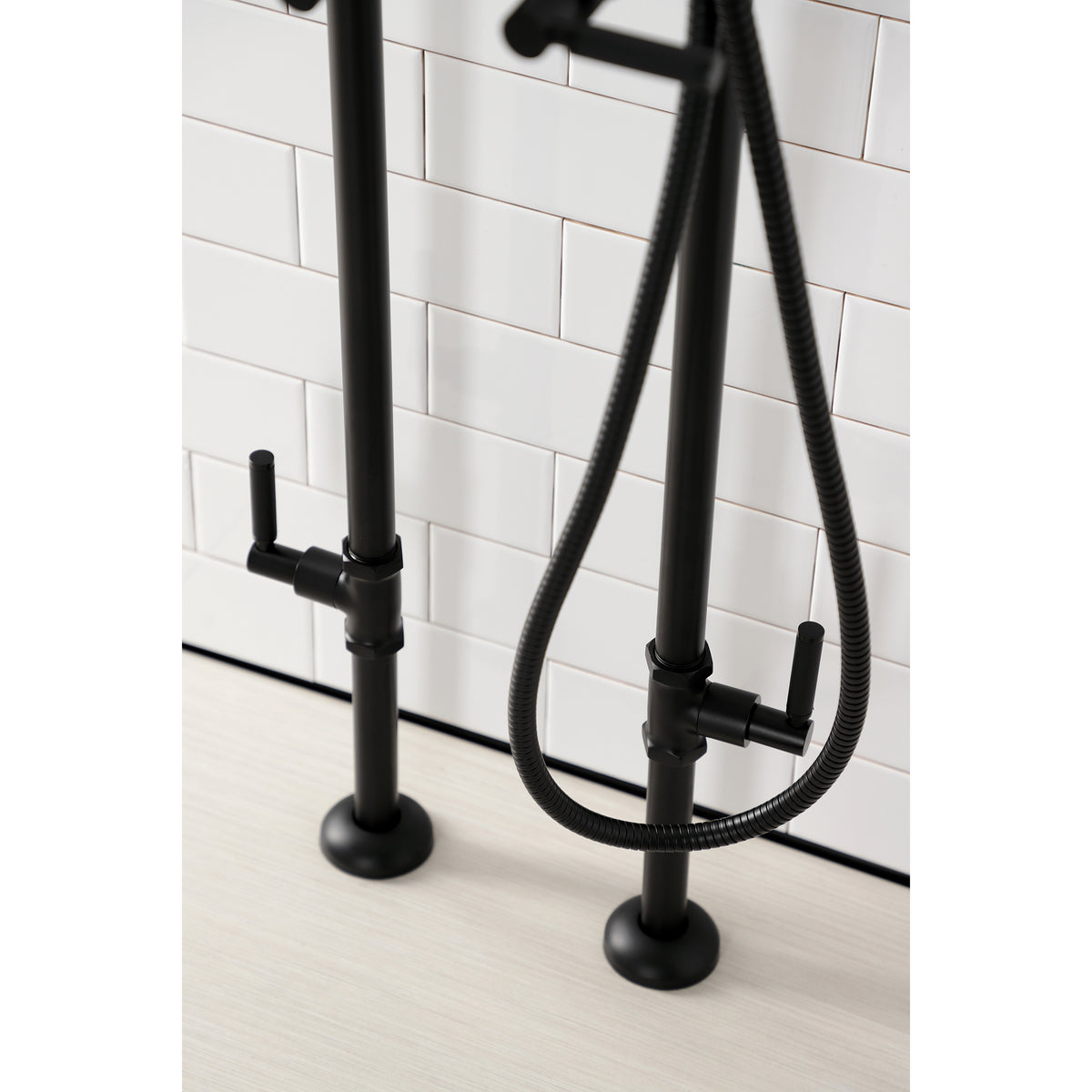 Vintage CCK8406DKL Concord Freestanding Tub Faucet with Supply Line,Stop Valve