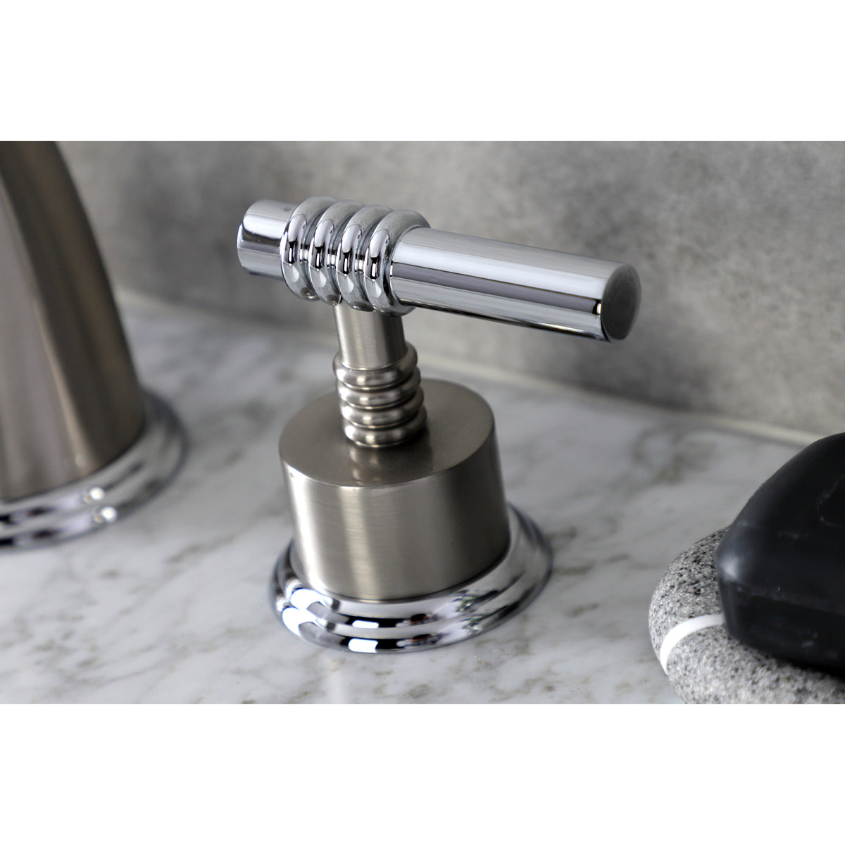 Kingston Brass KS2967ML 8 in. Widespread Bathroom Faucet
