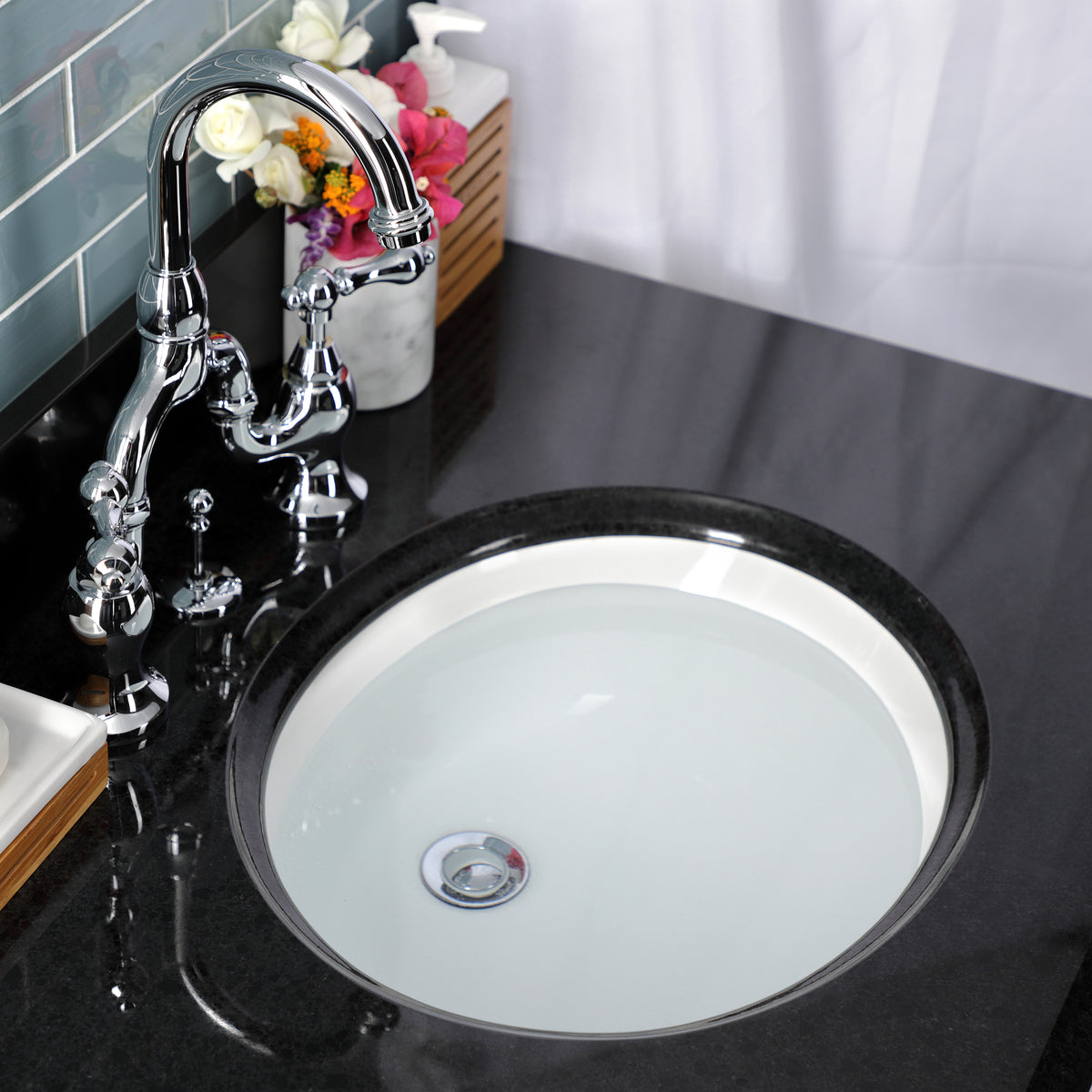 Kingston Brass KS7995AL English Country Bridge Bathroom Faucet with Brass Pop-Up