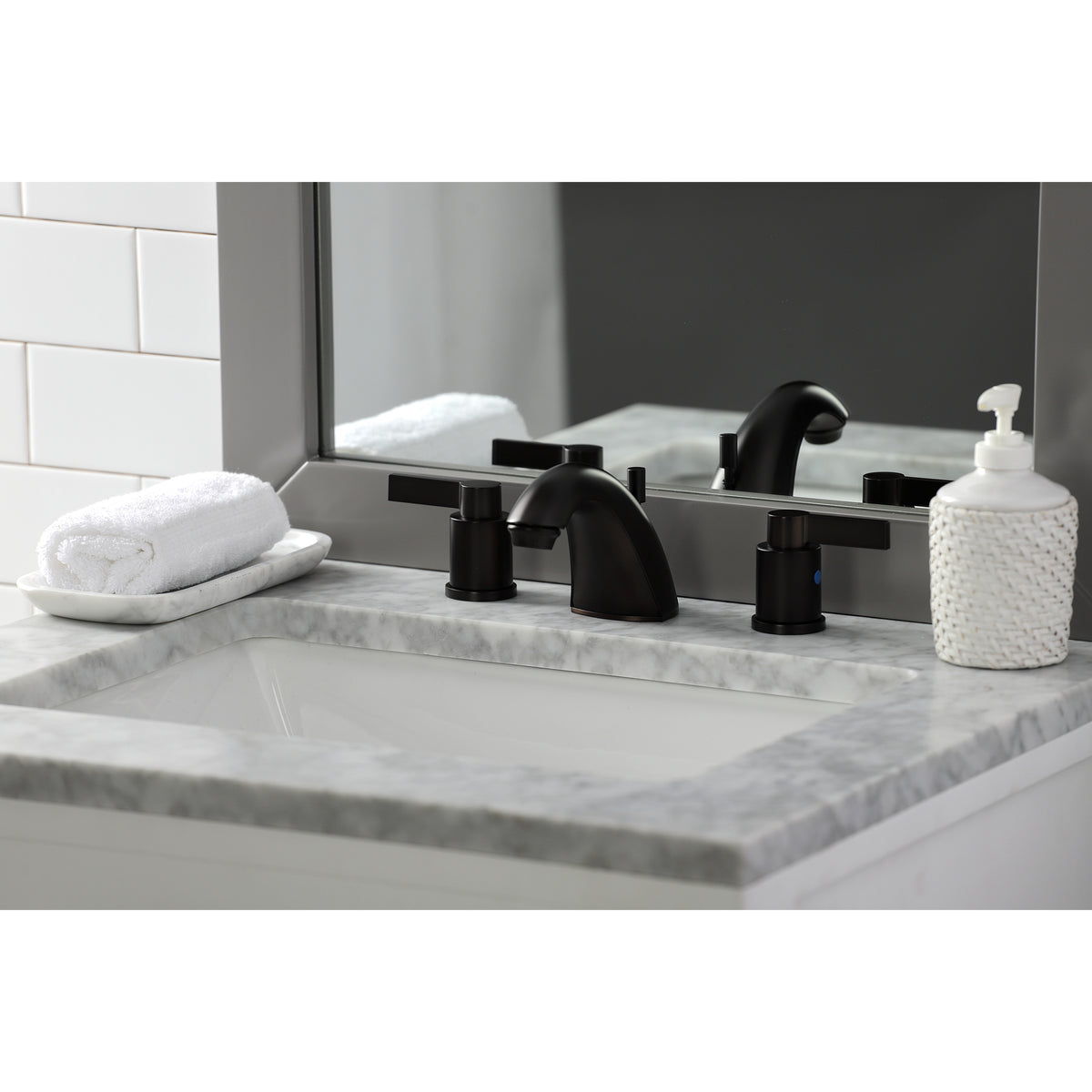 Kingston Brass FB8955NDL Mini-Widespread Bathroom Faucet