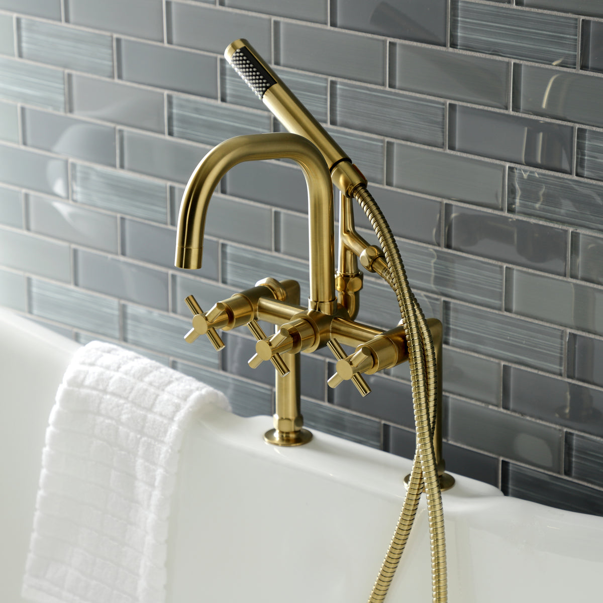 Aqua Vintage Concord Deck Mount Clawfoot Tub Faucet