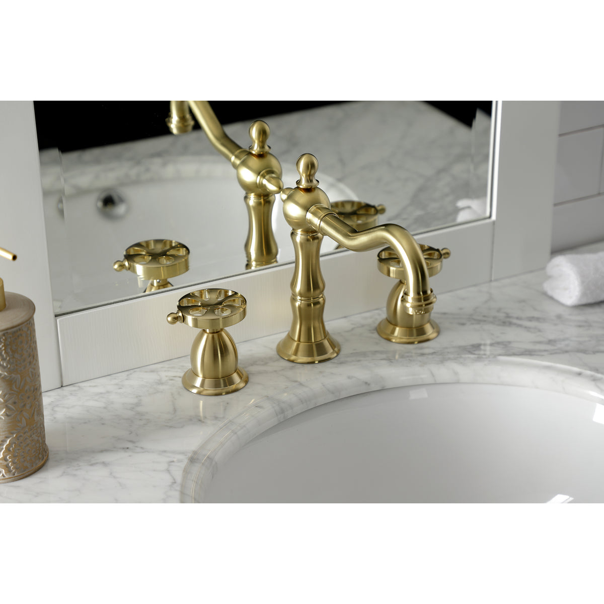Kingston Brass KS1978RX Belknap Widespread Bathroom Faucet with Brass Pop-Up