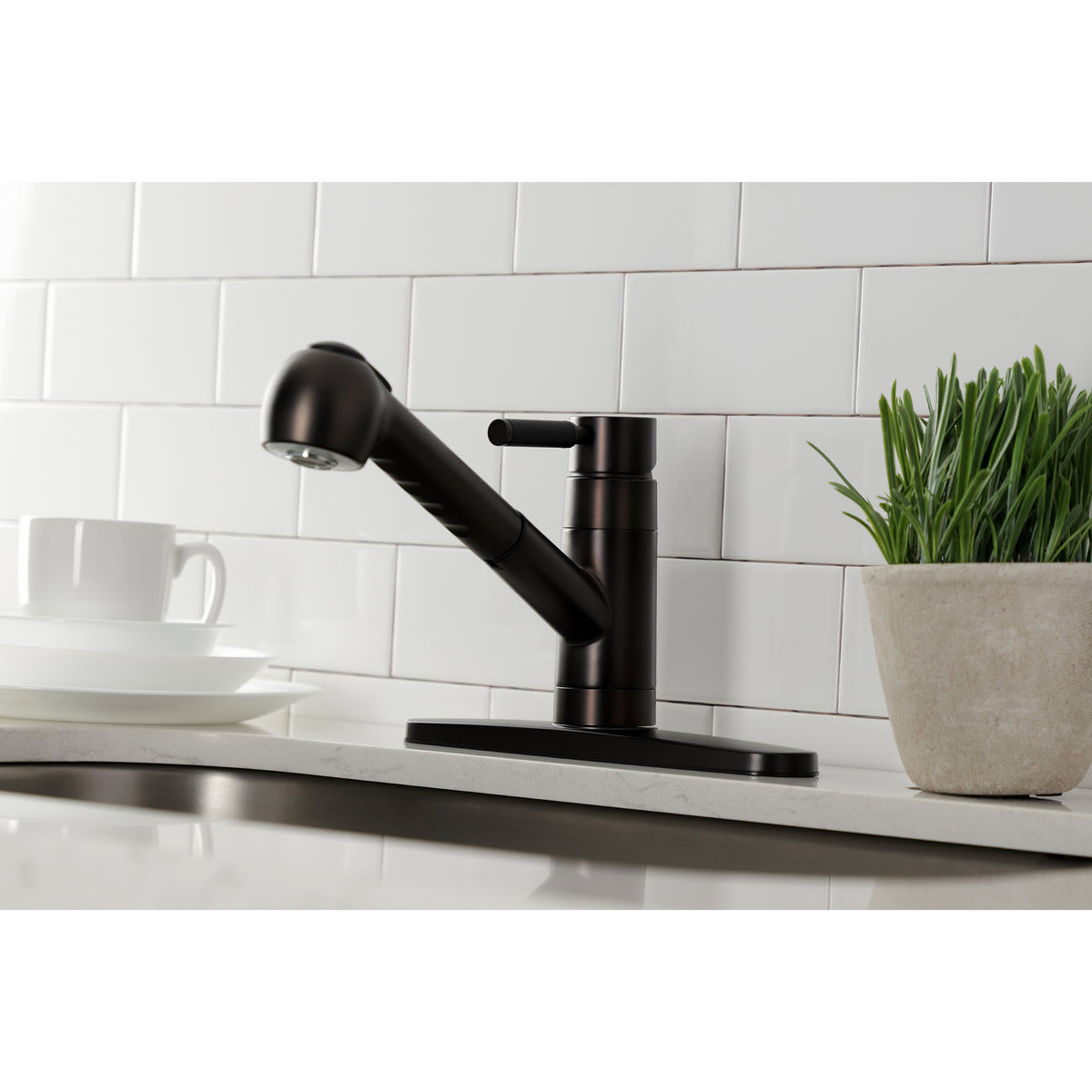 Gourmetier GSC888DKLSP Single-Handle Pull-Out Kitchen Faucet